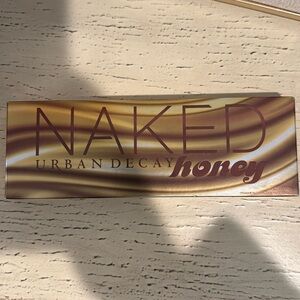 Urban Decay Naked Honey Eyeshadow Pallette